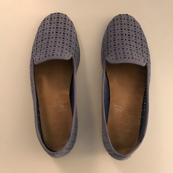 AEROSOLES Shoes - Aerosoles Blue Flexible Betunia Flat Shoes